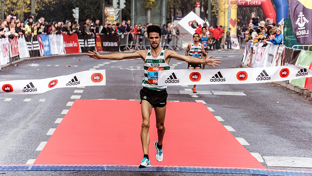 pexels-runffwpu-1555354_1000px Man Running on Black Asphalt Road