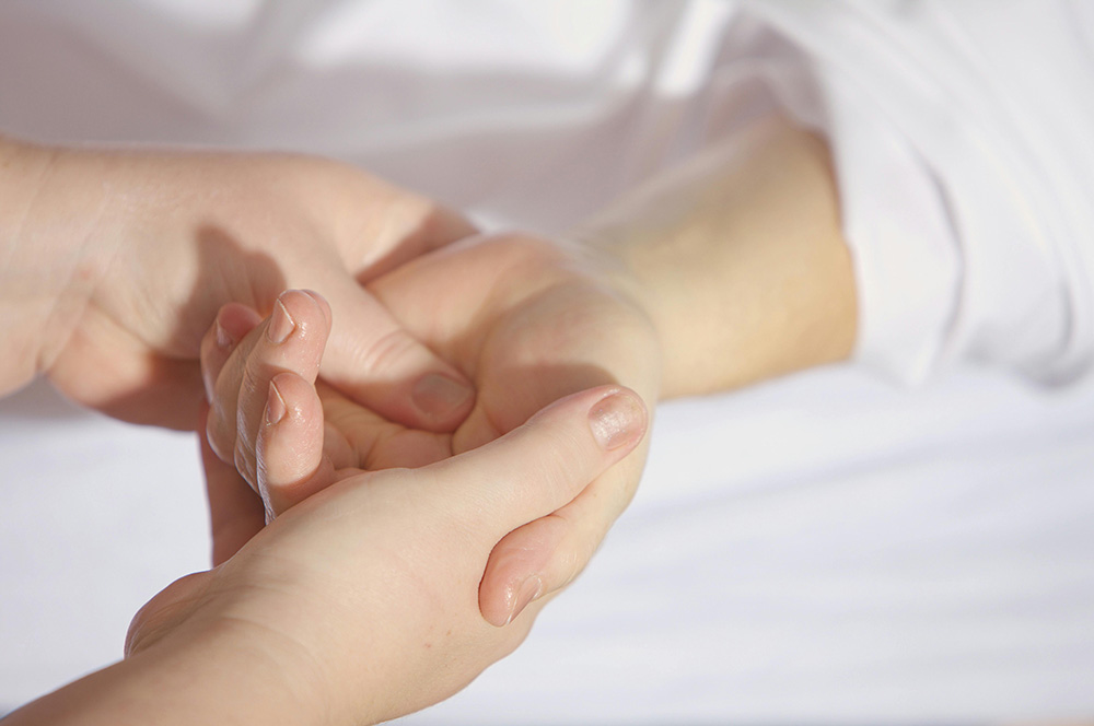 Why Do I Get Muscle Knots at Work? How Can I Prevent Muscle Knots?